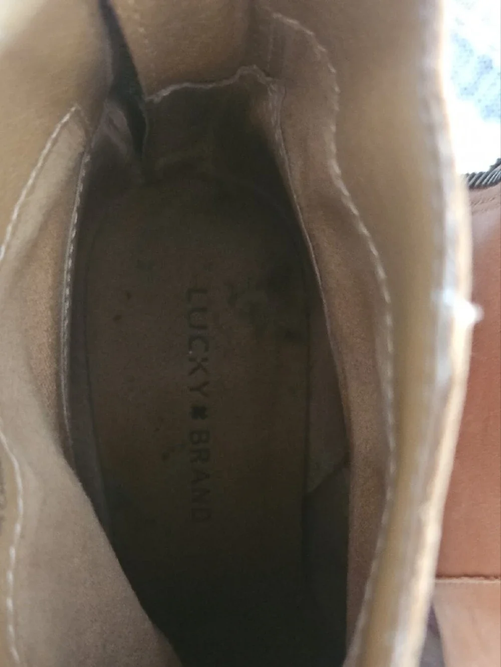 Lucky Brand classic tan